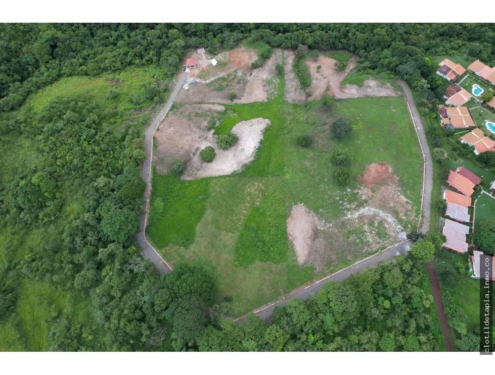 Se vende proyecto residencial en las lajas, chame
