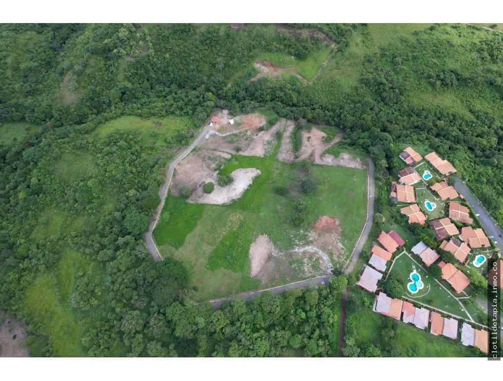 Se vente lote en las lajas, chame