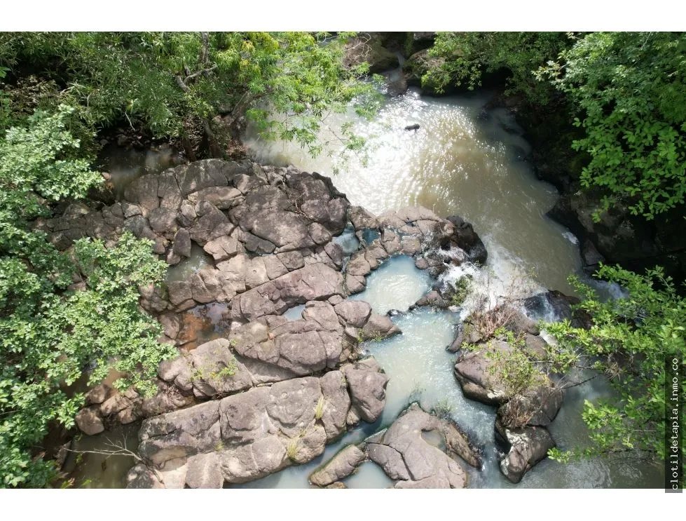 Se vende lote en las lajas, chame