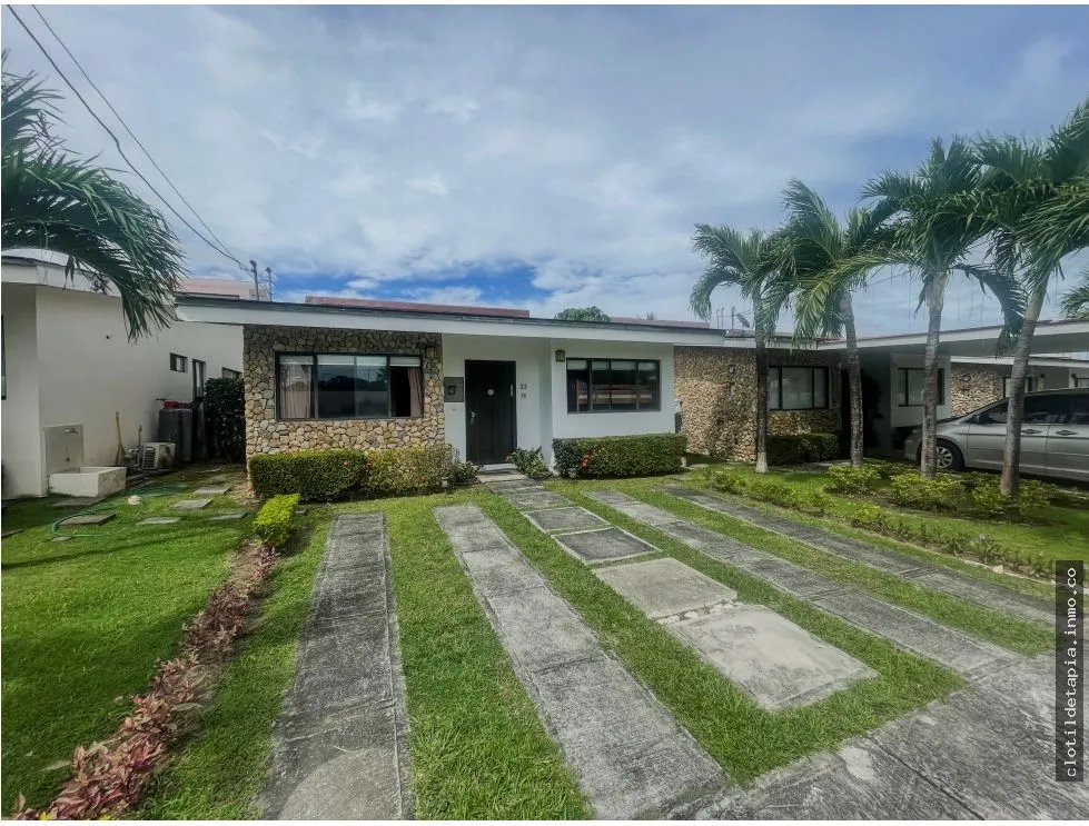 Se vende casa en coronado, chame