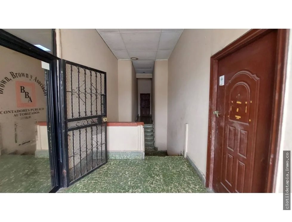 Se venden edificios en barrio norte, colón