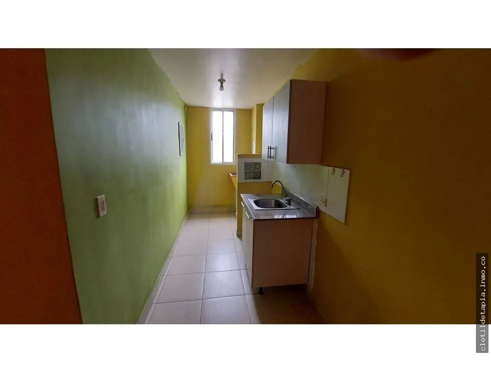 Se vende apartamento en rana de oro, pedregal