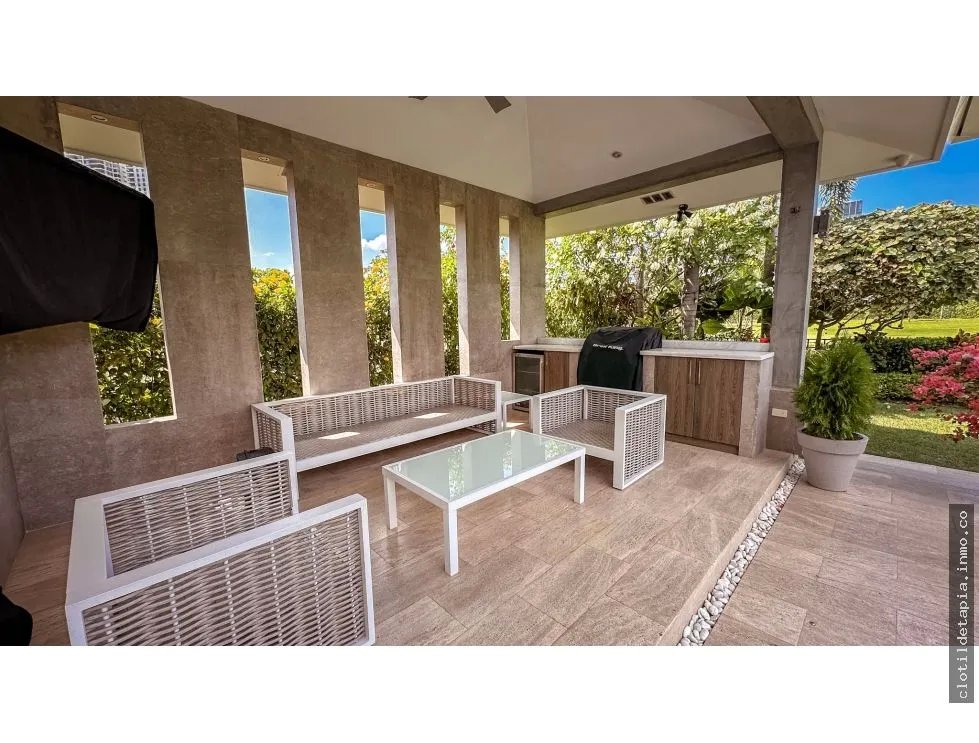 Se vende casa en fairway estates, santa maría