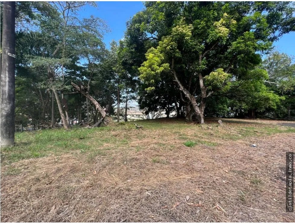 Se vende lote en albrook, ancón