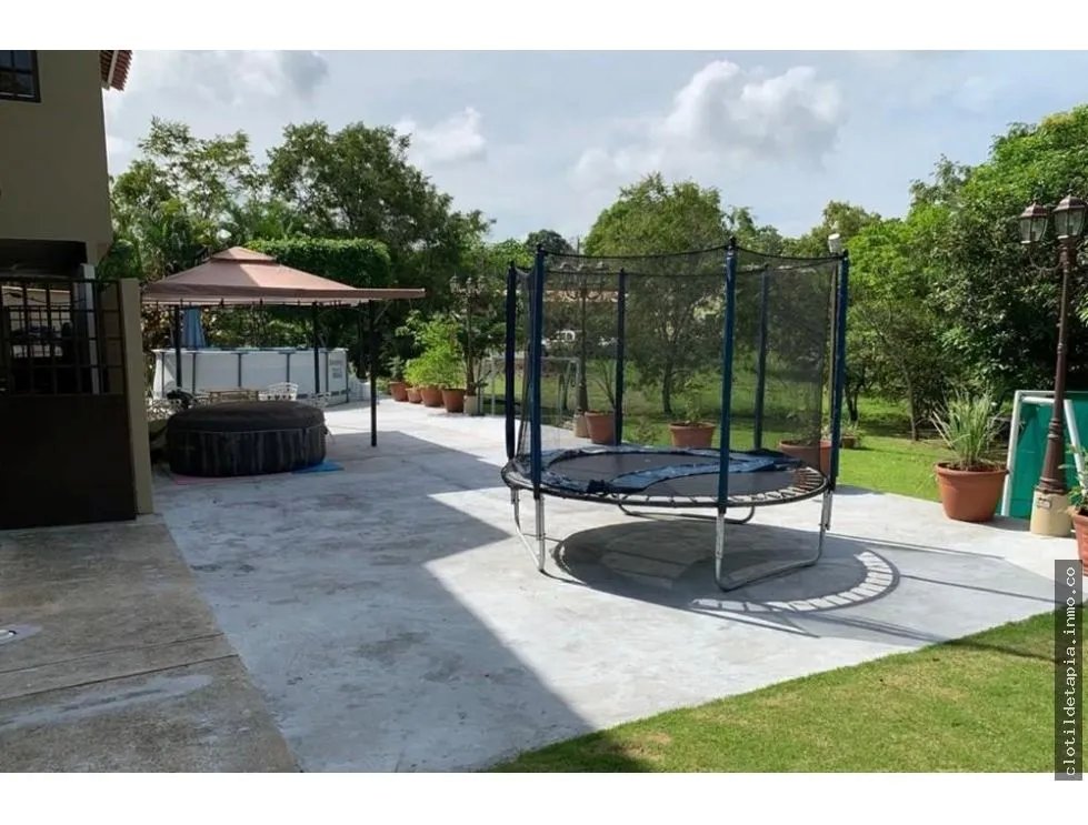 Se vende casa para inversión en clayton, albrook