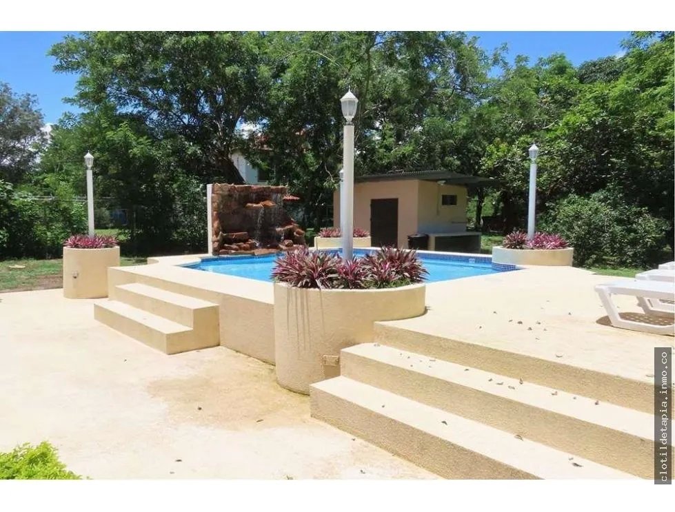 Casa con vista al mar, playa malibú, nueva gorgona
