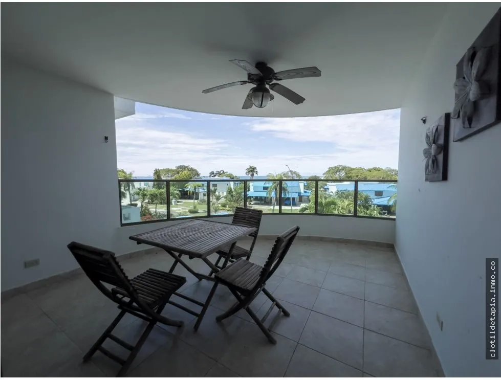 Se vende apartamento en playa blanca