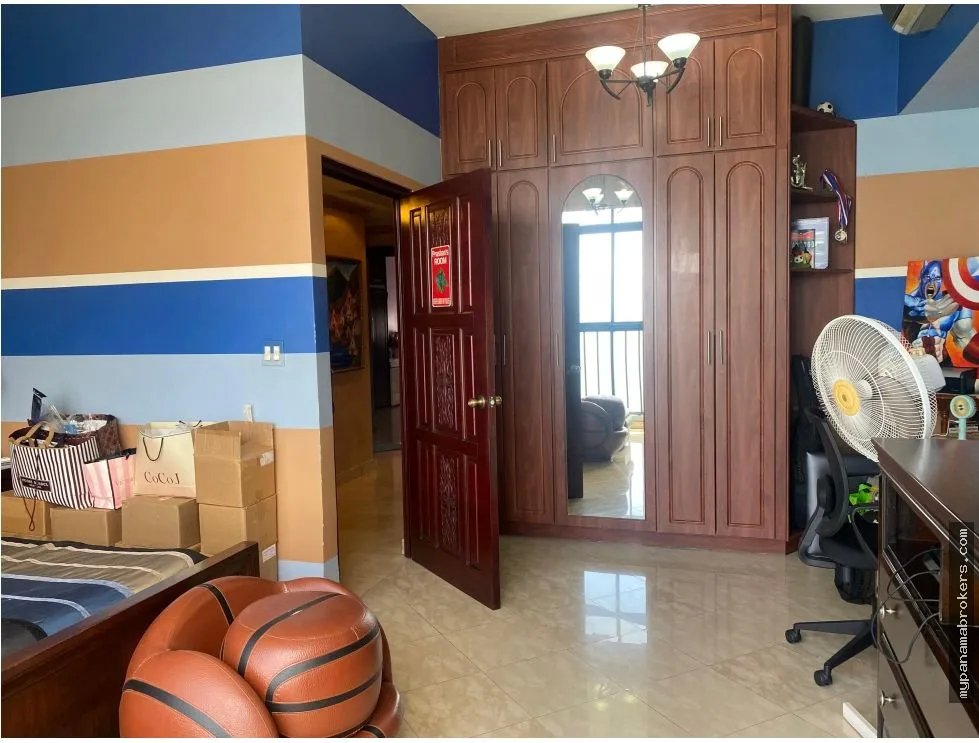 Venta de penthouse con línea blanca en marbella, panamá
