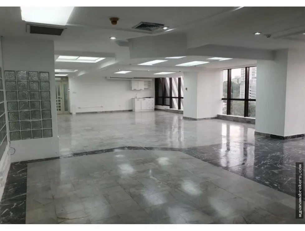 Oficina en venta en avenida balboa