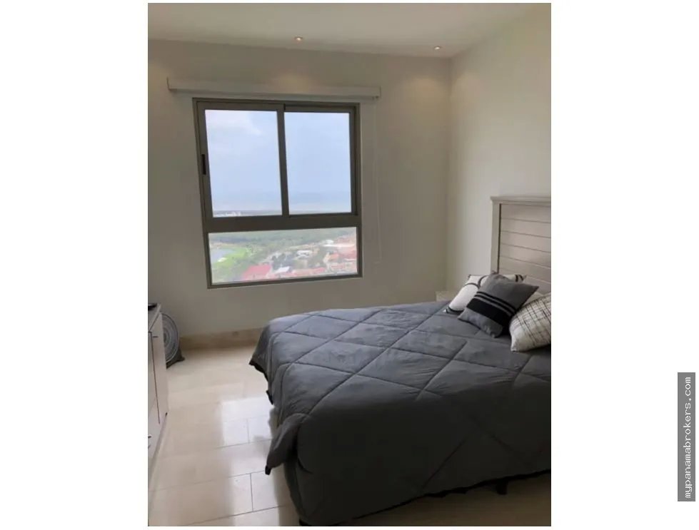 Venta de apartamento con línea blanca en santa maría, panamá