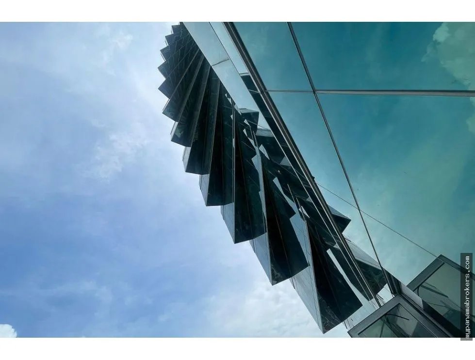 Alquiler de oficina comercial en f&f tower (el tornillo), calle 50