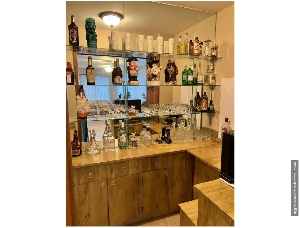 Venta de apartamento vacío ph ana gloria, punta paitilla