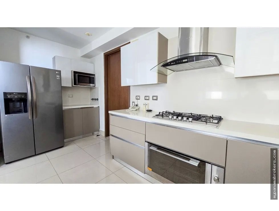 Venta de apartamento linea blanca,ph.bali. costa del este