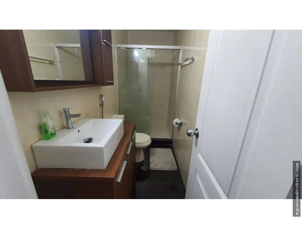Venta de apartamento en ph majestic garden semi-amoblado
