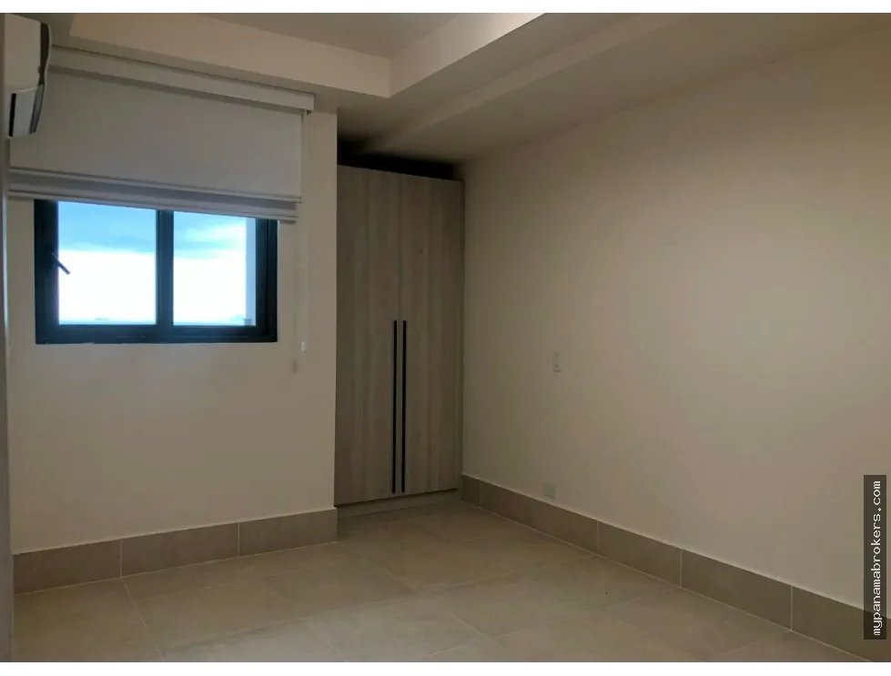 Alquiler de apartamento de 2 habitaciones en ocean house, santa maria