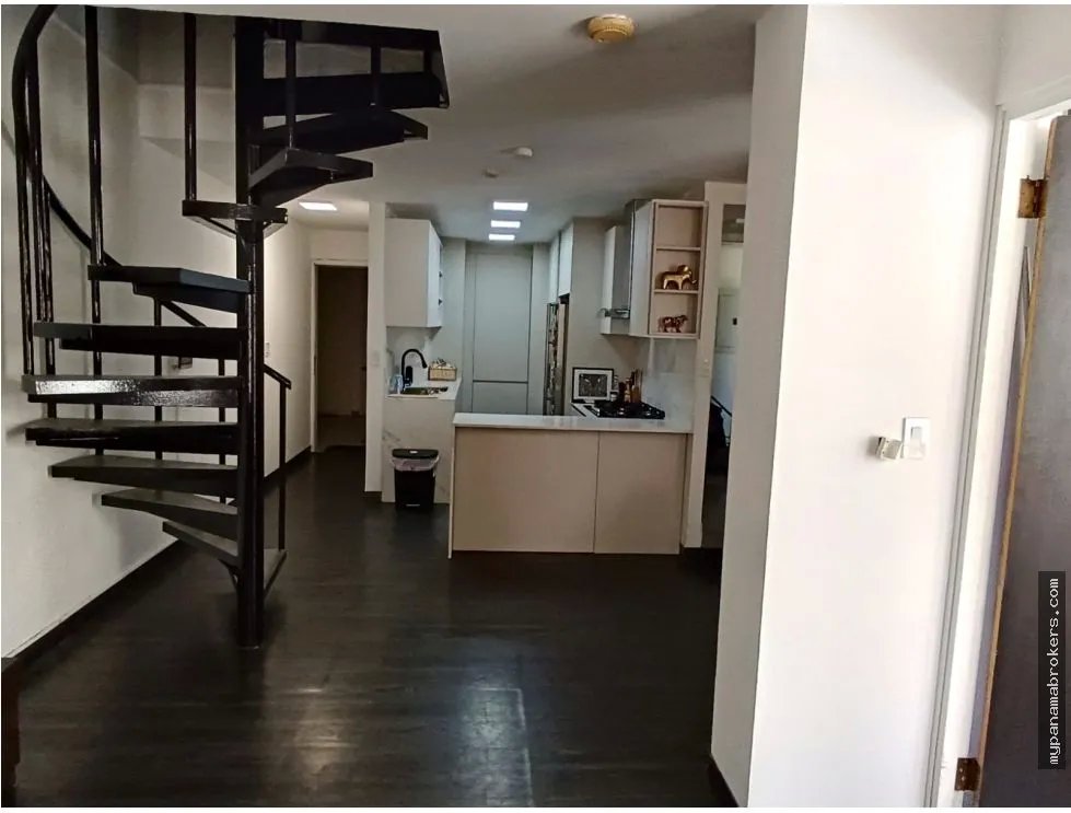 Venta de apartamento en ph torre del rey, hato pintado