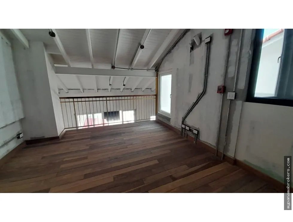 Alquiler de local comercial en callejón de soná, casco antiguo