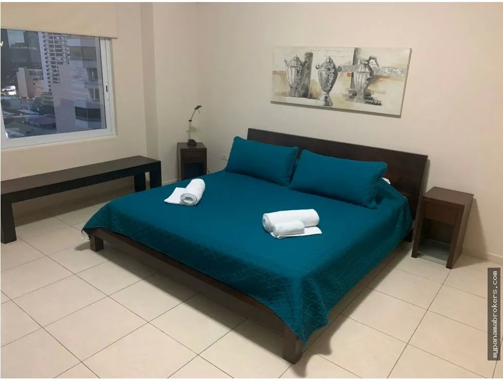 Venta de apartamento amoblado en ph vista del mar, av. balboa