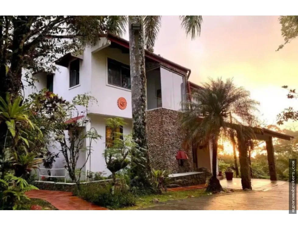 Alquiler de casa amoblada en altos de cerro azul, panamá