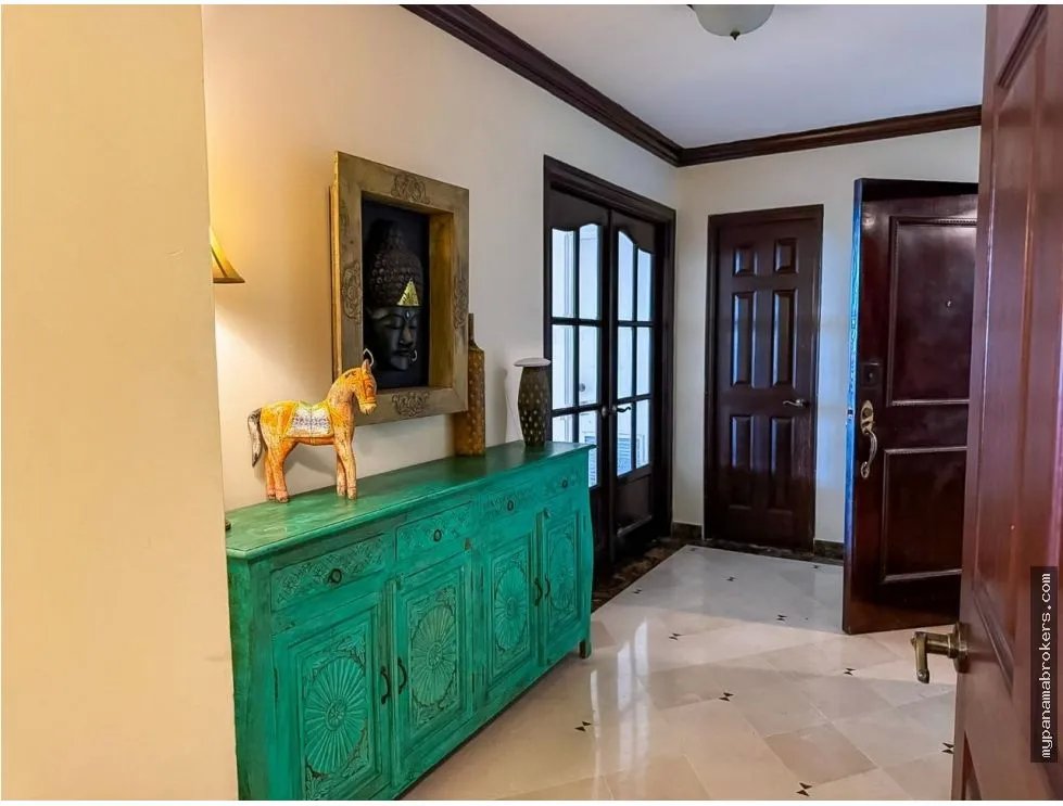 Venta de apartamento con linea blanca ph condesa del mar, ave. balboa