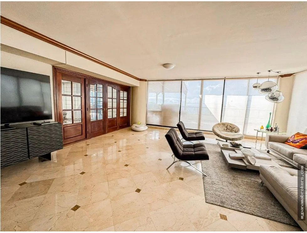Venta de apartamento con linea blanca ph condesa del mar, ave. balboa
