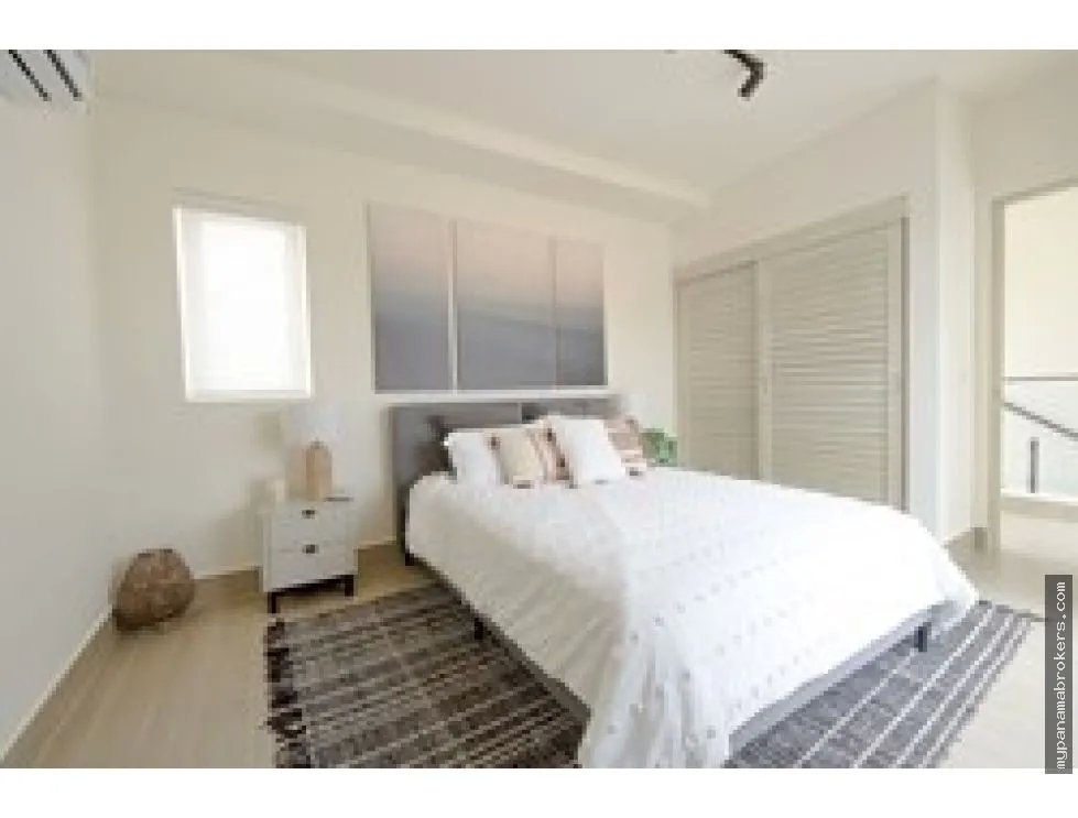 Venta de casa en the tides, playa caracol, chame