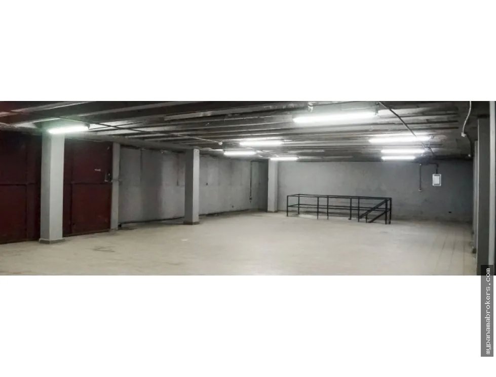 Alquiler de bodega en calidonia, via central españa