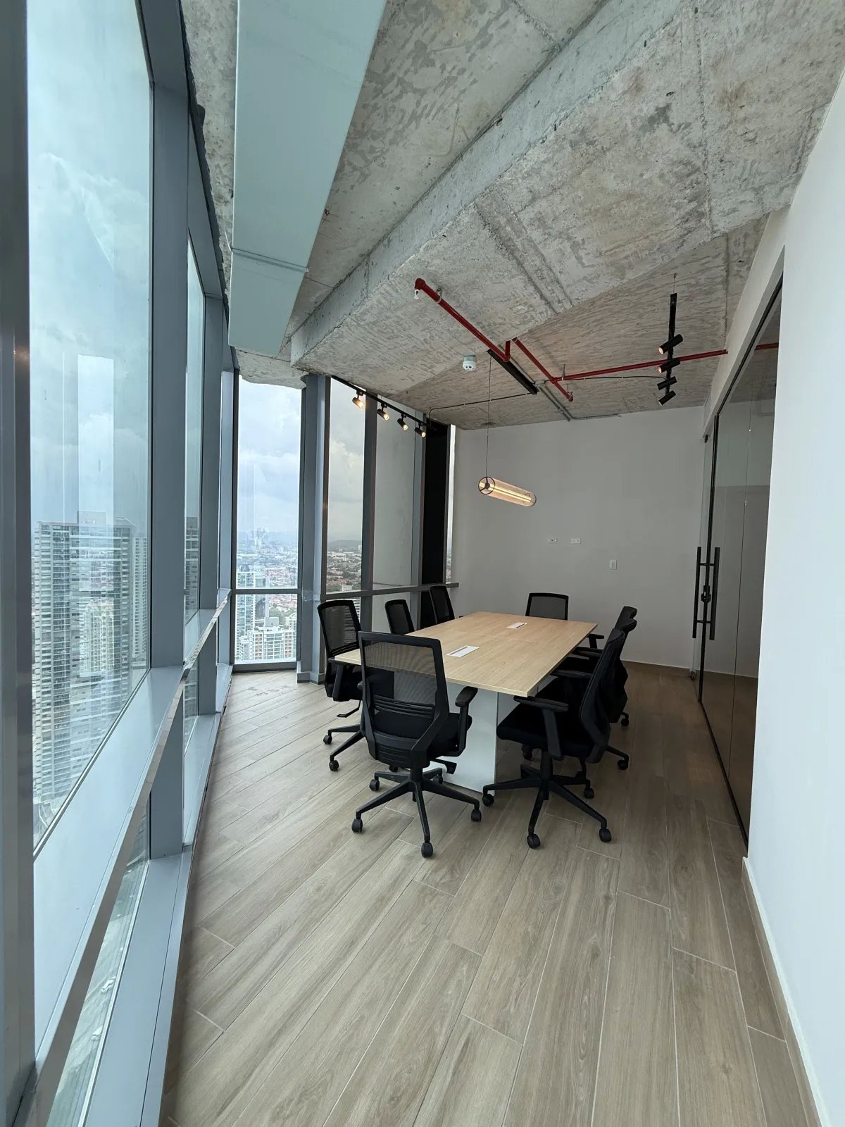 Oficinas en alquiler  financial park