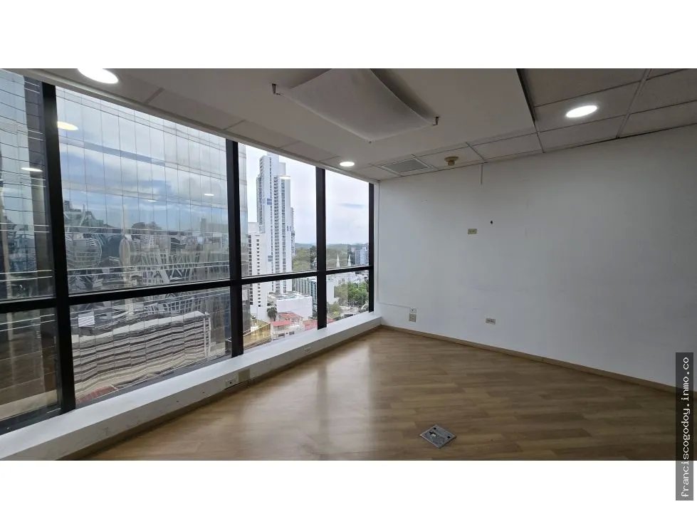 Office for sale in Calle 50