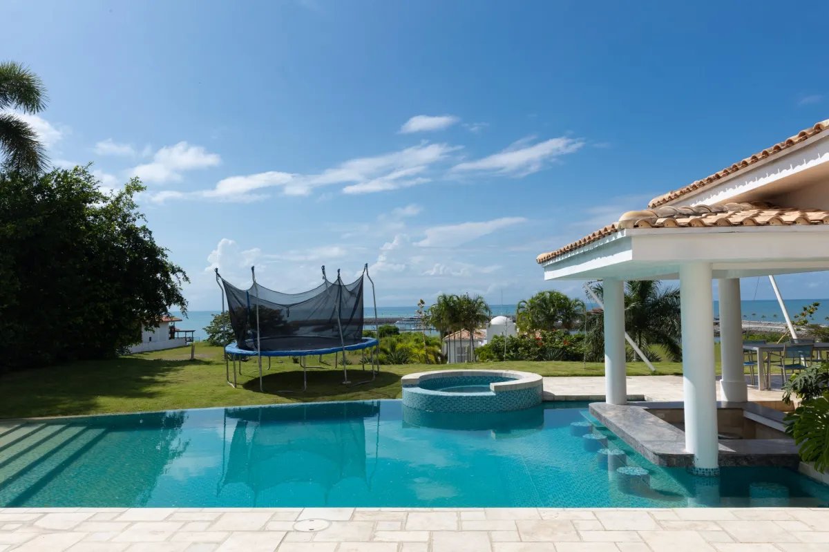 VENTA DE MANSIÓN DE LUJO EN VISTA MAR, SAN CARLOS