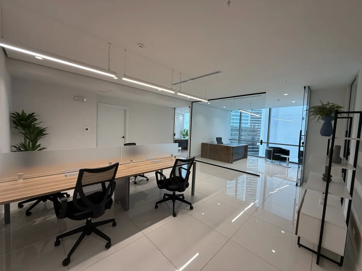Oficina Amoblada de 140m² en Financial Park, Costa del Este  Corporativa Premium