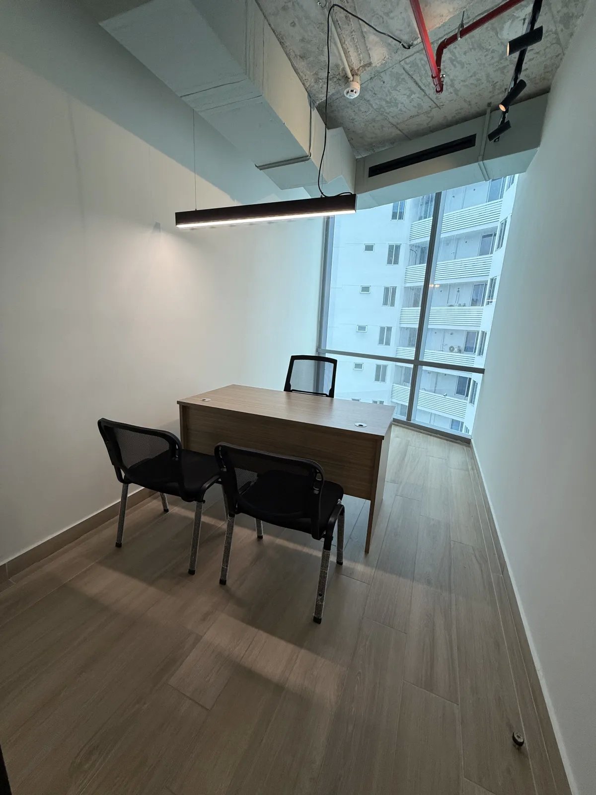 Oficina Amoblada de 122m² en Financial Park, Costa del Este  Corporativa Premium
