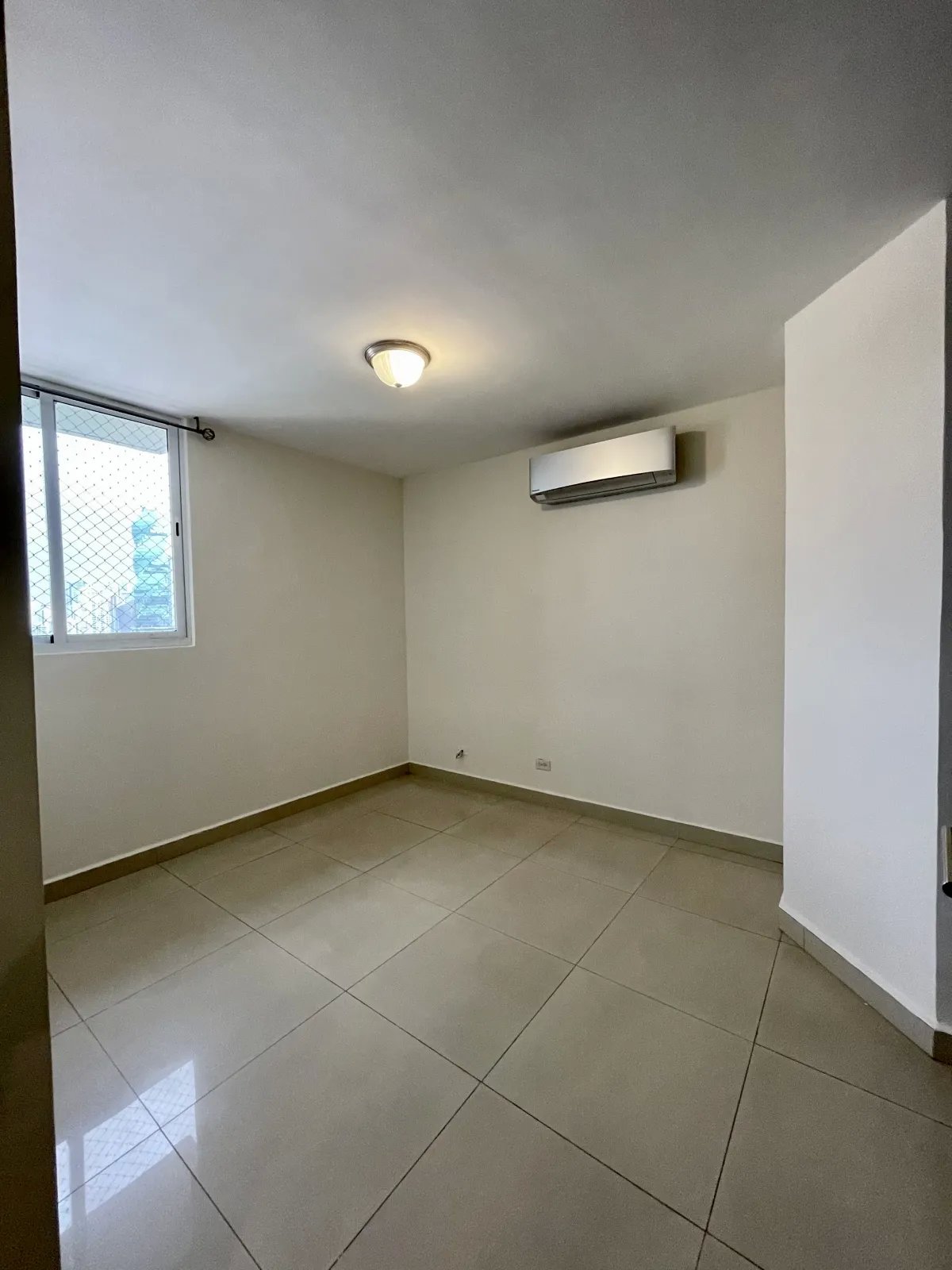 Obarrio Apartament For Sale