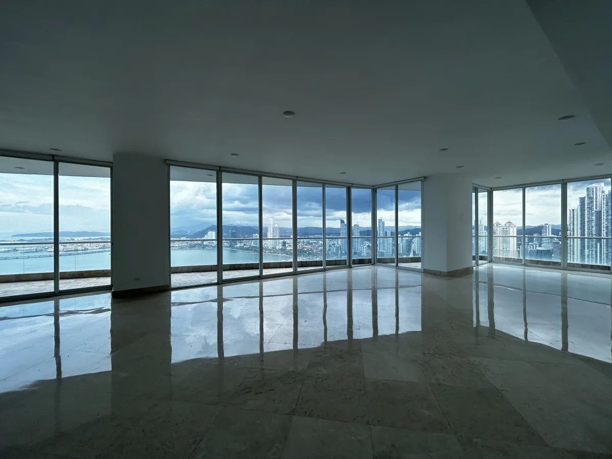 Majestuoso Apartamento de 500m² en PH The Point, Paitilla  Con Línea Blanca