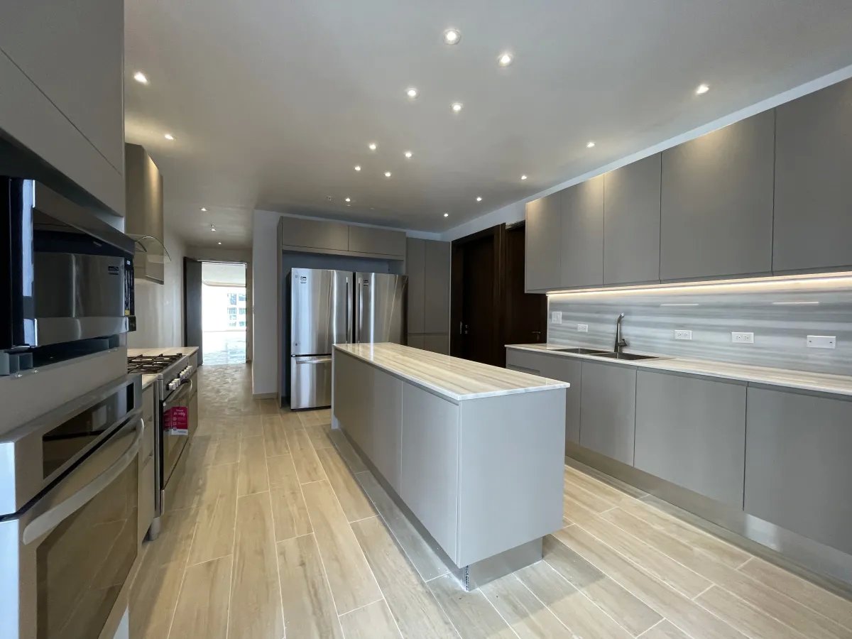 Espectacular Apartamento de 329m² en PH The Towers, Paitilla  Con Línea Blanca