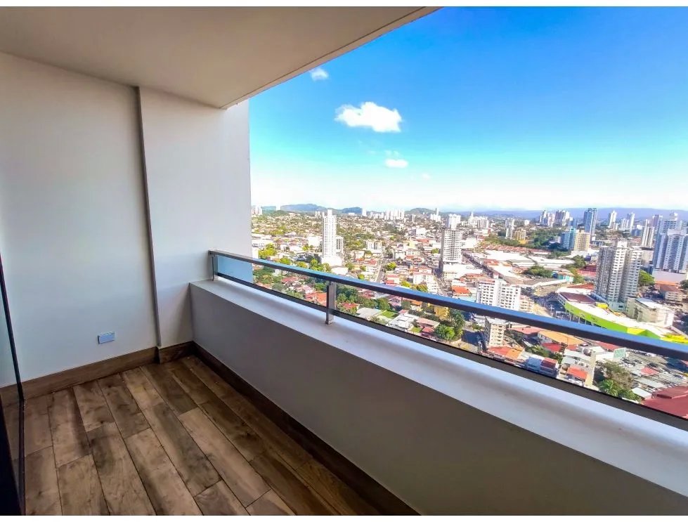 Venta de apartamento en PH Carreras, El Carmen