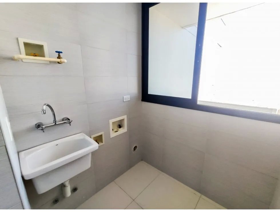 Venta de apartamento en PH Carreras, El Carmen