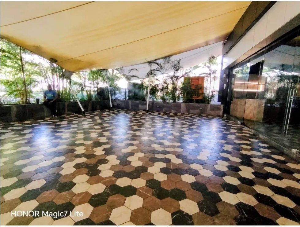 Alquiler de locales comerciales en Strip Mall, San Francisco