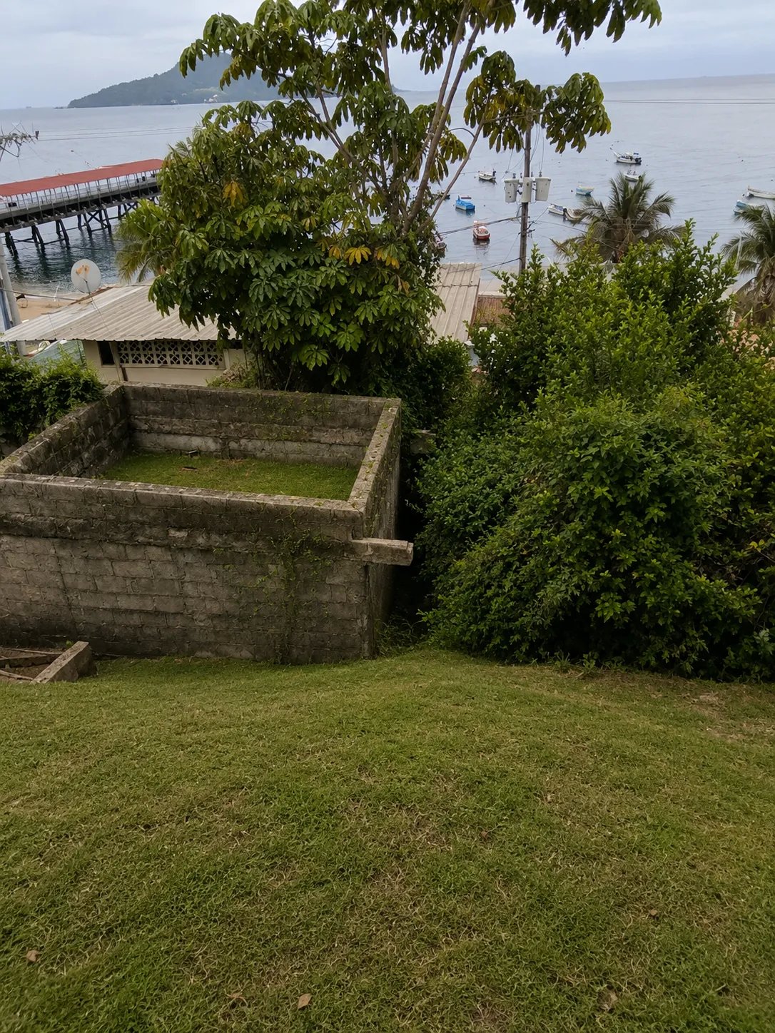 Terreno Frente al Mar con Vistas Privilegiadas en Isla Taboga