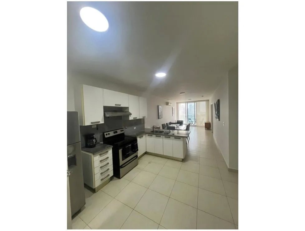 Alquiler de apartamento amoblado en PH White Tower, Av. Balboa