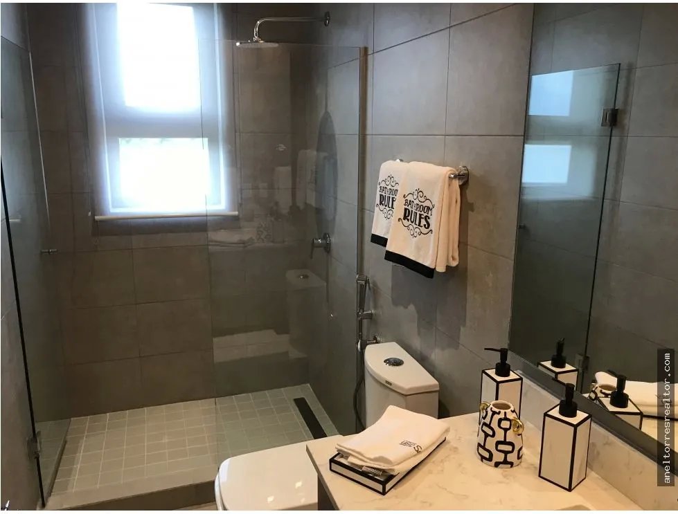 Se vende casas en Panamá Pacífico.