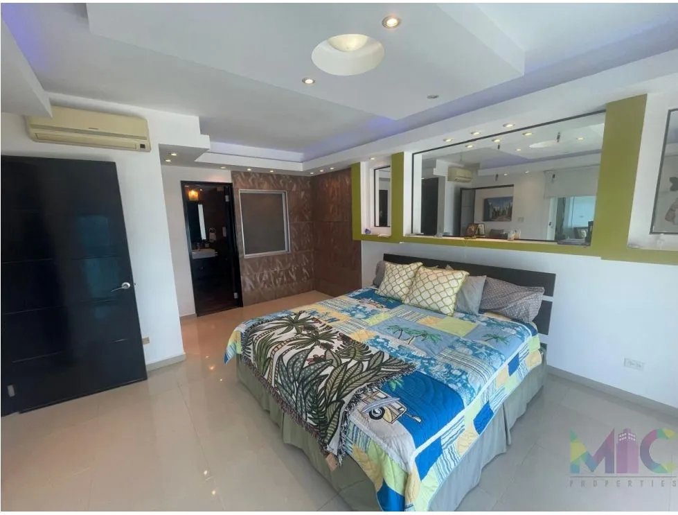 Se Vende Apartamento en Playa Blanca