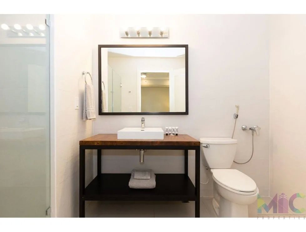 Se Alquila Apartamento en punta caelo , san carlos