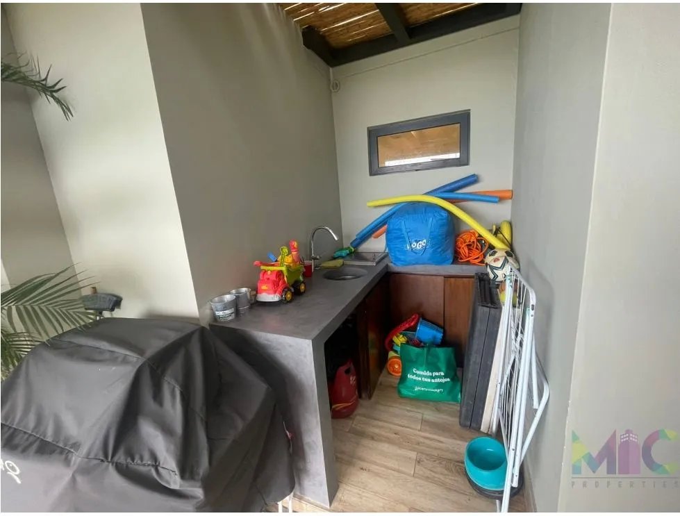 Venta y Alquiler de Apartamento en P. H. Punta Caelo San Carlos