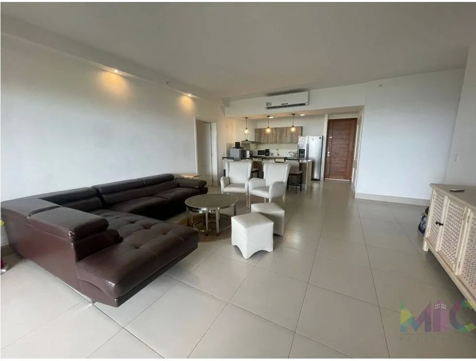 Venta y Alquiler de Apartamento en P. H. Punta Caelo San Carlos