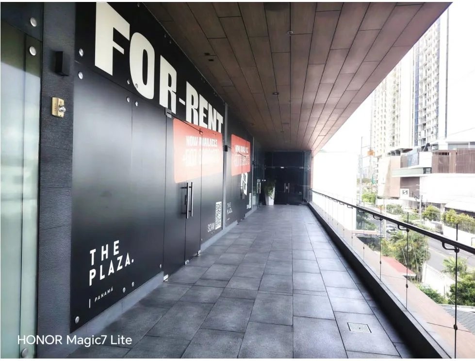 Local Comercial en Alquiler - 116m² en The Plaza, Coco del Mar