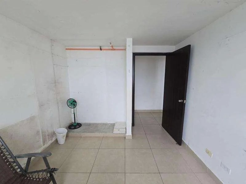 Venta de apartamento en PH King's Park, Condado del Rey