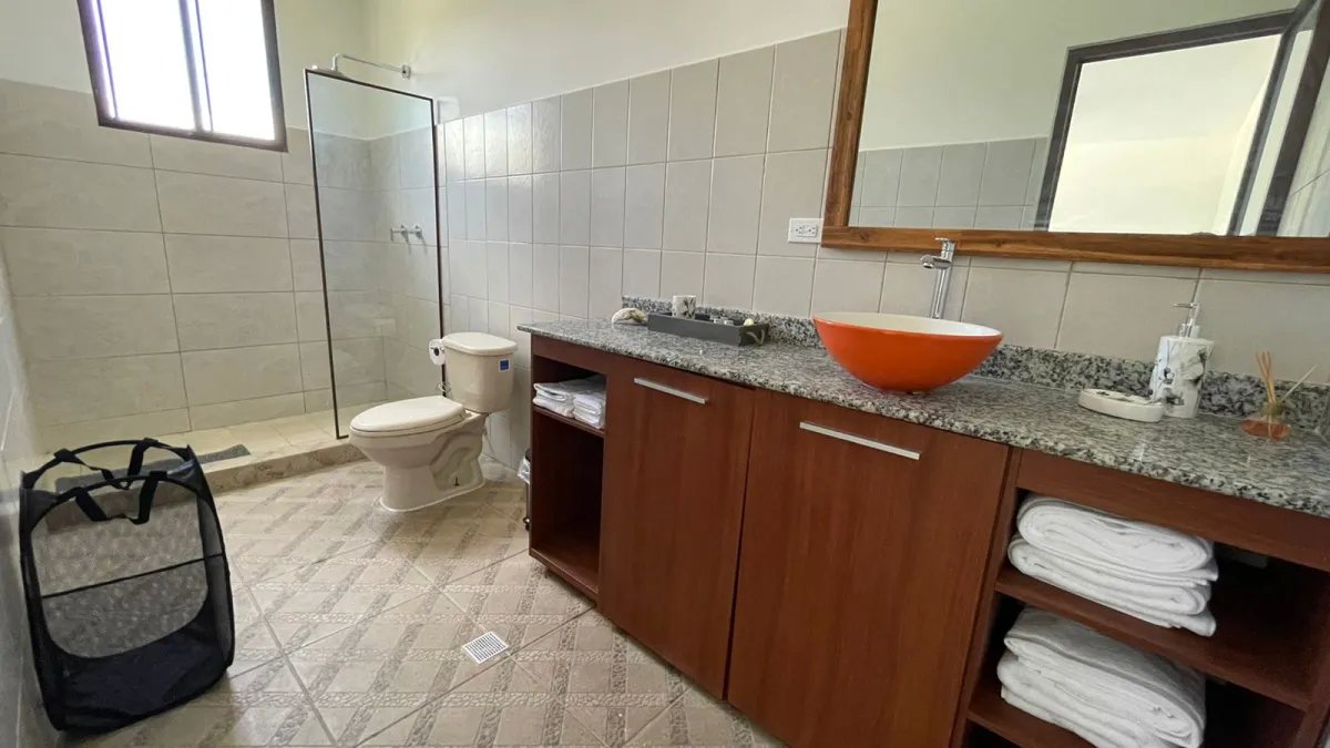 Beach house for sale, Casa Nia, Punta Barco Viejo
