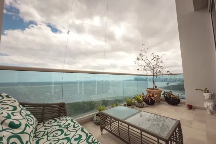 Penthouse for sale in PH Vitri, Costa del Este