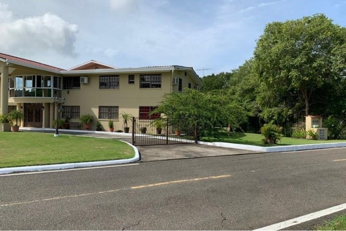 Para inversionistas: Se vende complejo residencial en Clayton